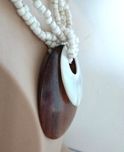 Vintage Large Mother of Pearl,Coral Pendant Necklace - Image 3