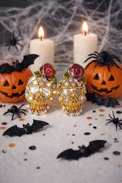 Halloween Gold Skull Stud Earrings 2cm x 1.2cm