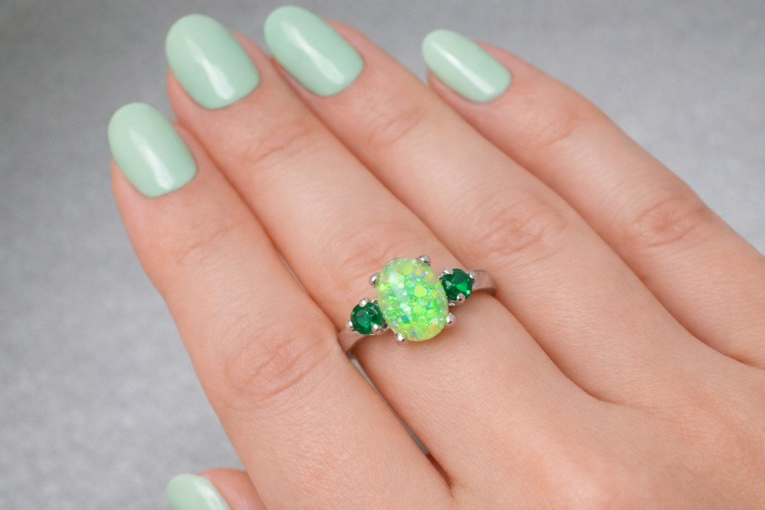 Elegant Silver Ring 925 Bright Green Opal & Green Topaz Stones - Image 2
