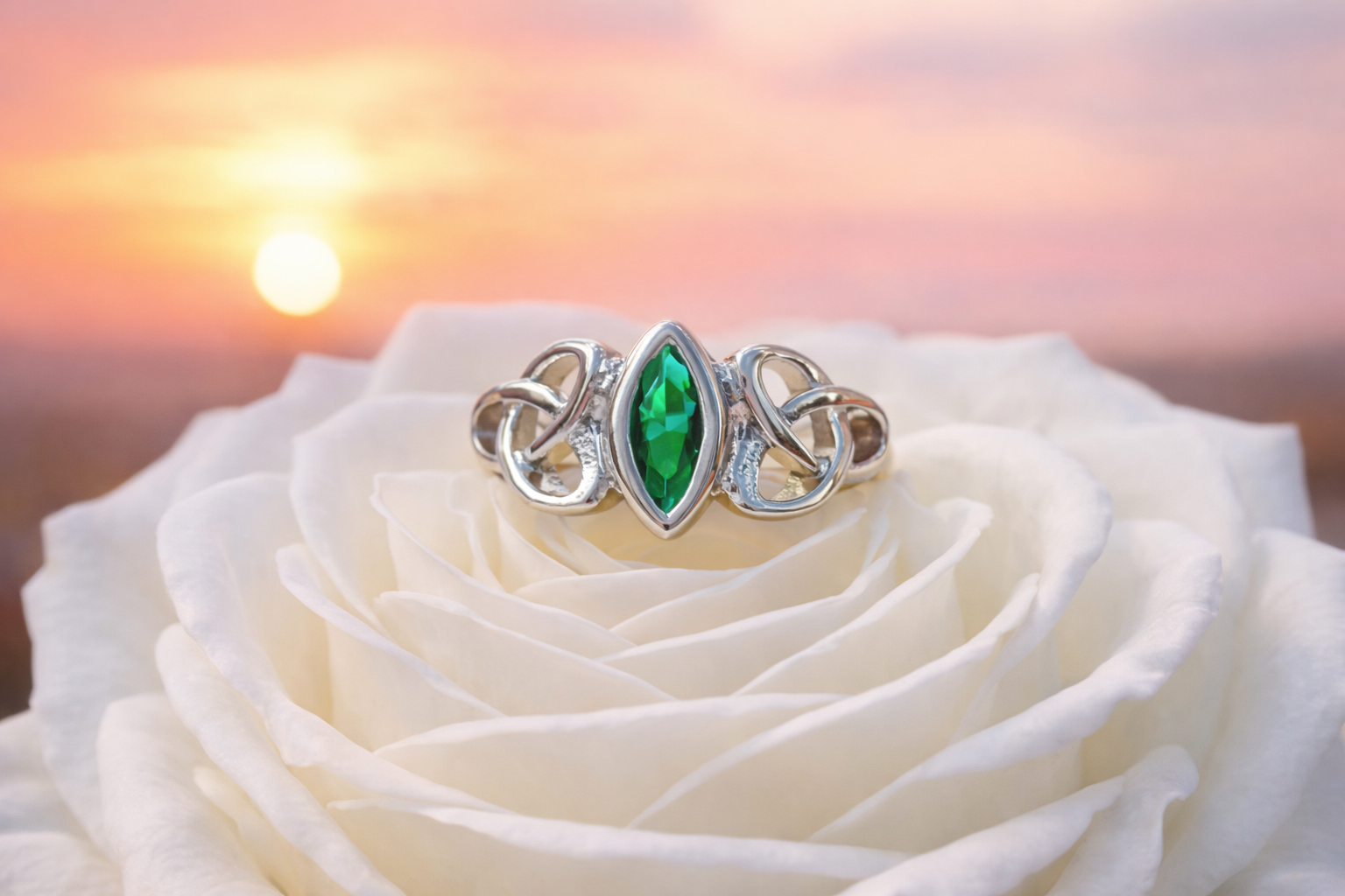 Marquise Green Gemstone Celtic Knot Silver Plated Ring - Image 2