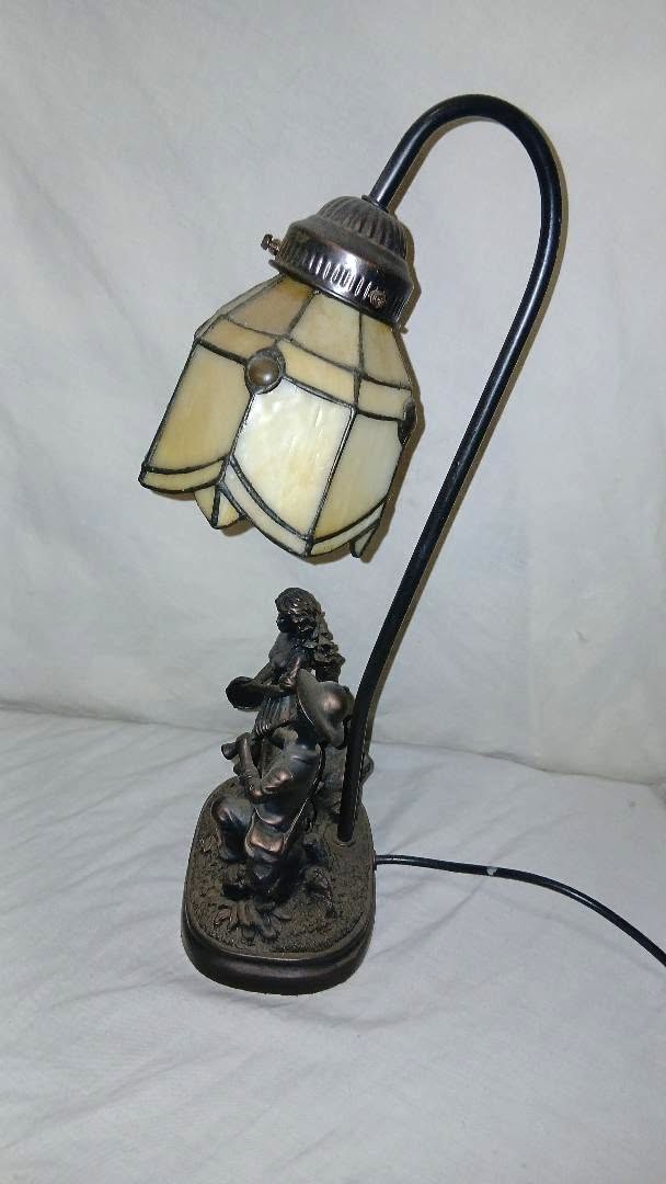 Vintage Brass Tiffany-style table or above fireplace lamp - Image 6