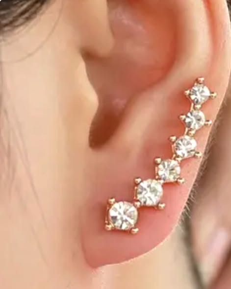 Lovely Silver Tone Faux Pearl & Rhinestone Earrings - Image 5