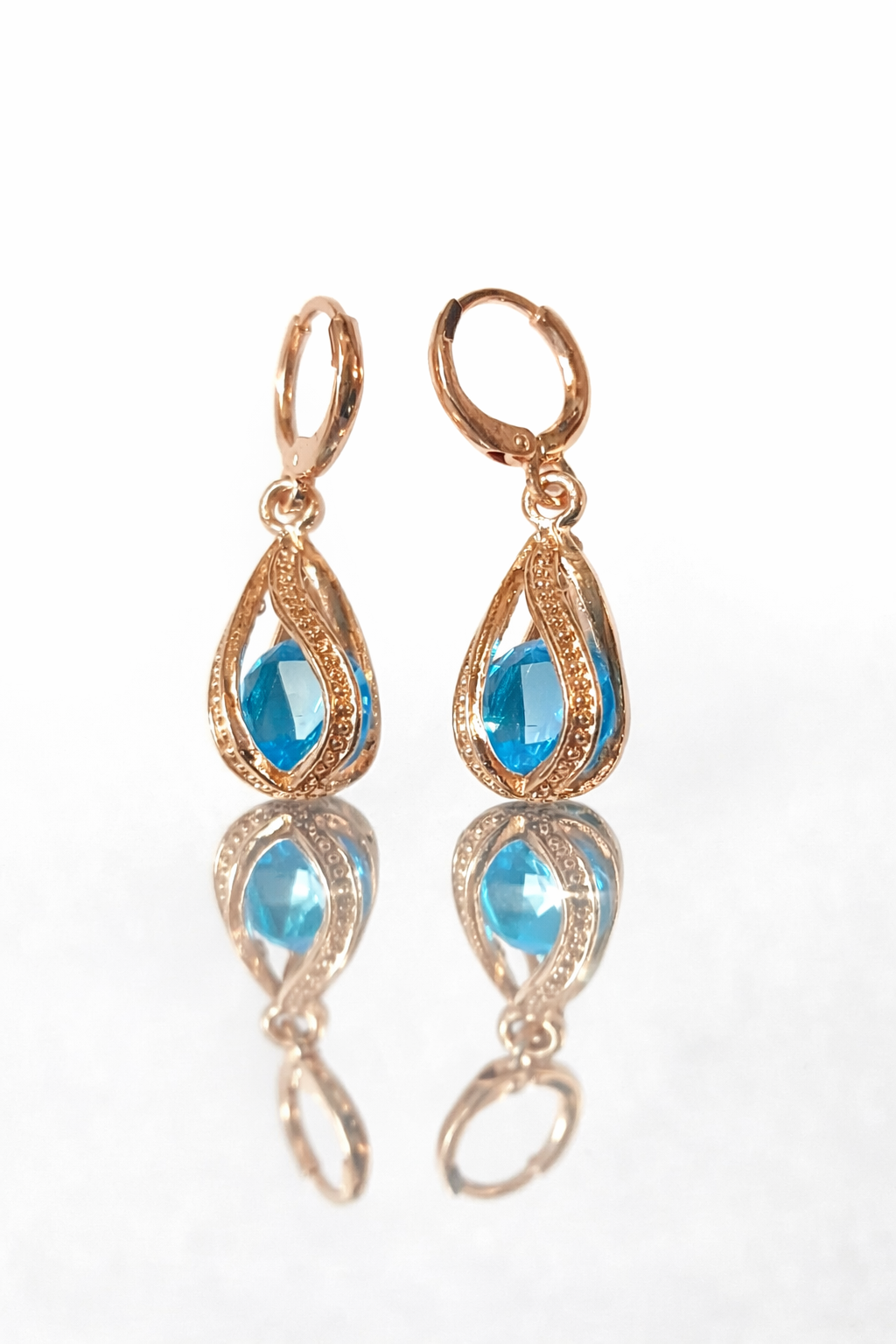 Beautiful 14k Gold Plated Teardrop Earrings – 1.5CT Sky Blue Zircon