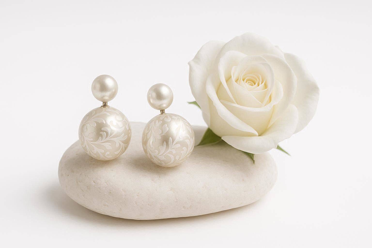 Double sided Stud: White Print & White Silver Tone Studs
